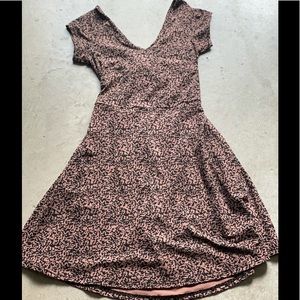 Fit & Flare Back Detail Dress w/pockets 🥰